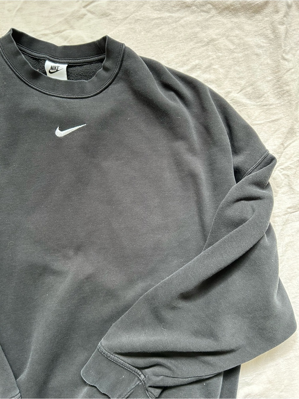 Nike Men’s Charcoal Crewneck Sweatshirt with White Swoosh